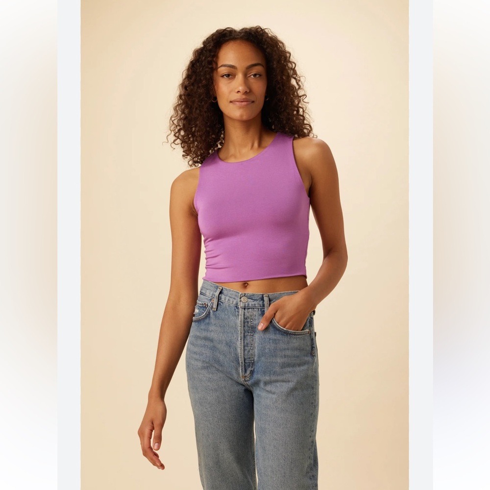 Zara Women’s Muscle Crop Top Tee. Purple. Size S (249)